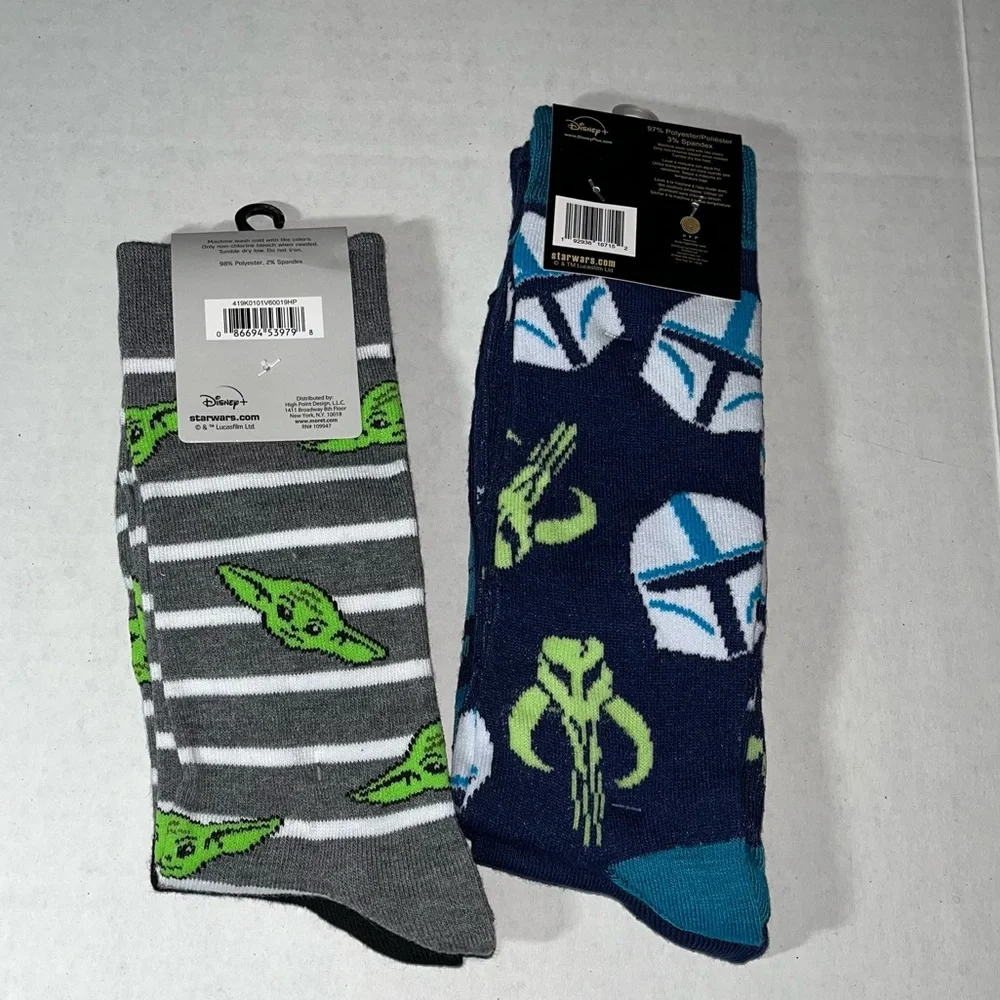 Star Wars Mandalorian 2 Pairs of Crew Socks 2 Pairs Knee High‎ New with Tags